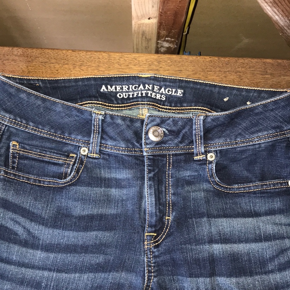 American Eagle Kick Boot Jeans 10.